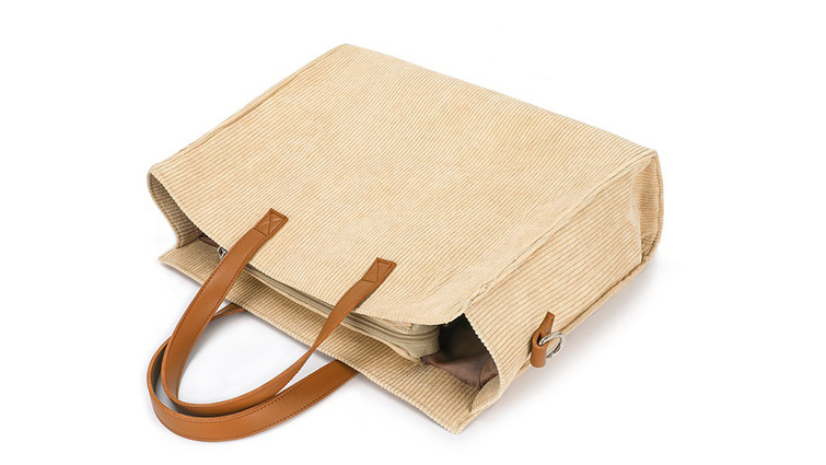 big-canvas-casual-tote-bag