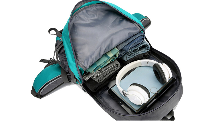 hiking-pack-for-women